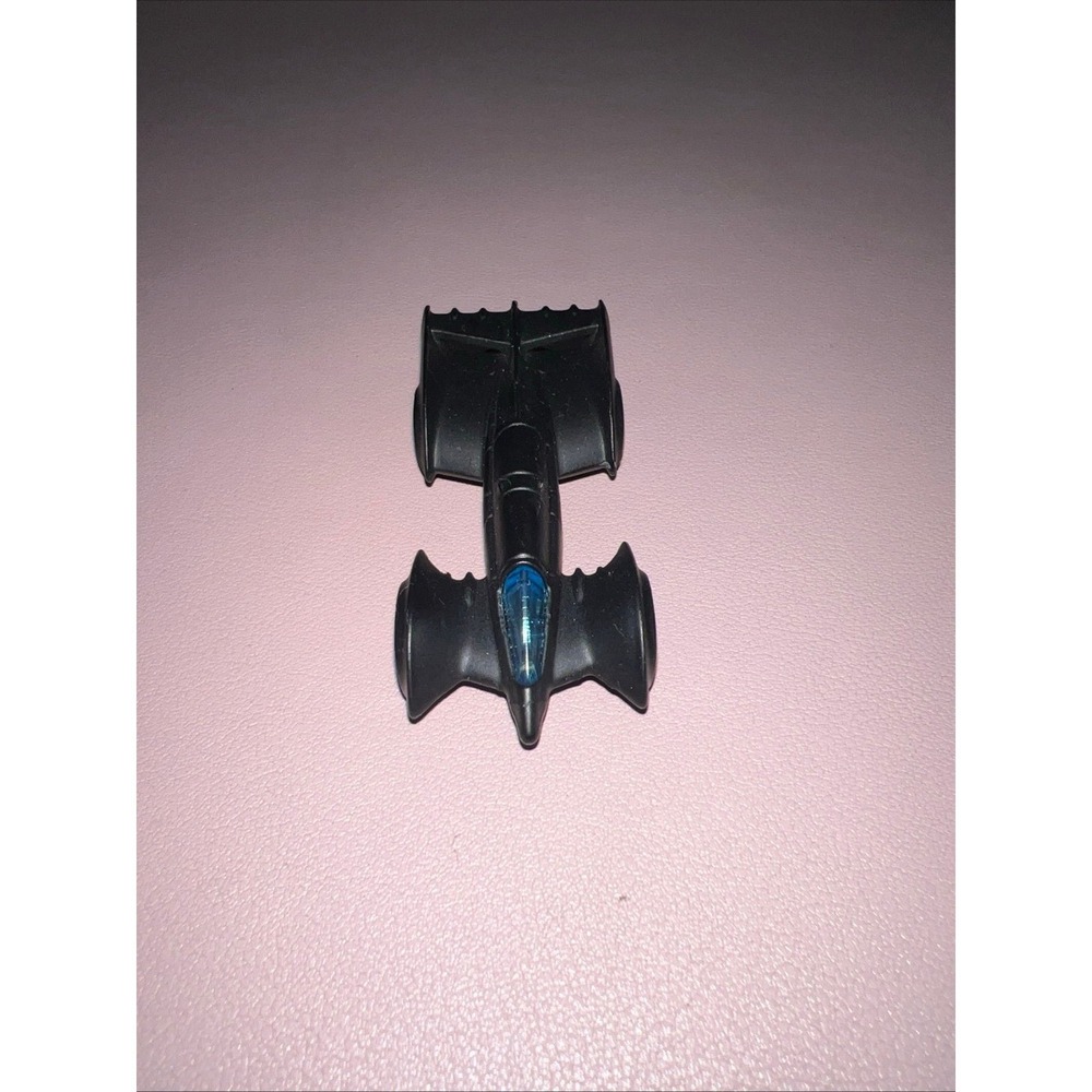 Hot Wheels DC Comics Mattel Batman Batmobile (s12) 1:64 Diecast Great Condition